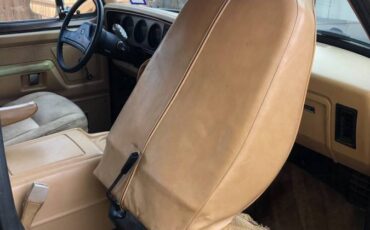 Dodge-ramcharger-150s-1989-brown-14