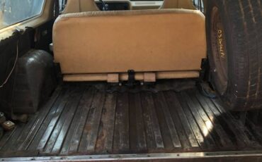 Dodge-ramcharger-150s-1989-brown-7