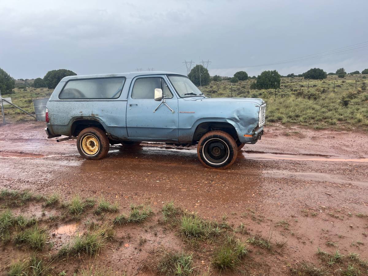 Dodge-ramcharger-1979-blue-11