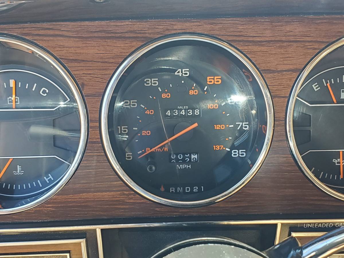 Dodge-ramcharger-1986-black-45