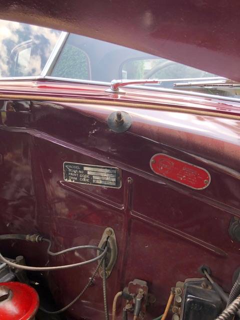 Dodge-special-deluxe-1949-custom-1