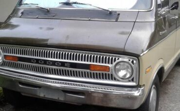 Dodge-sportsman-royal-1973-brown-4