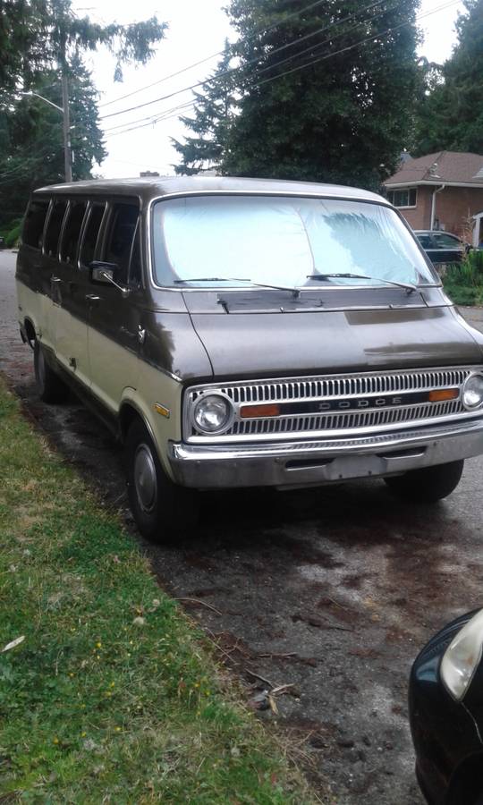 Dodge-sportsman-royal-1973-brown-5