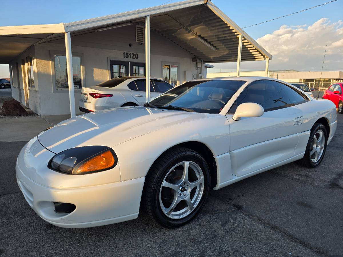 Dodge-stealth-rt-hatchback-2d-1995-white-4