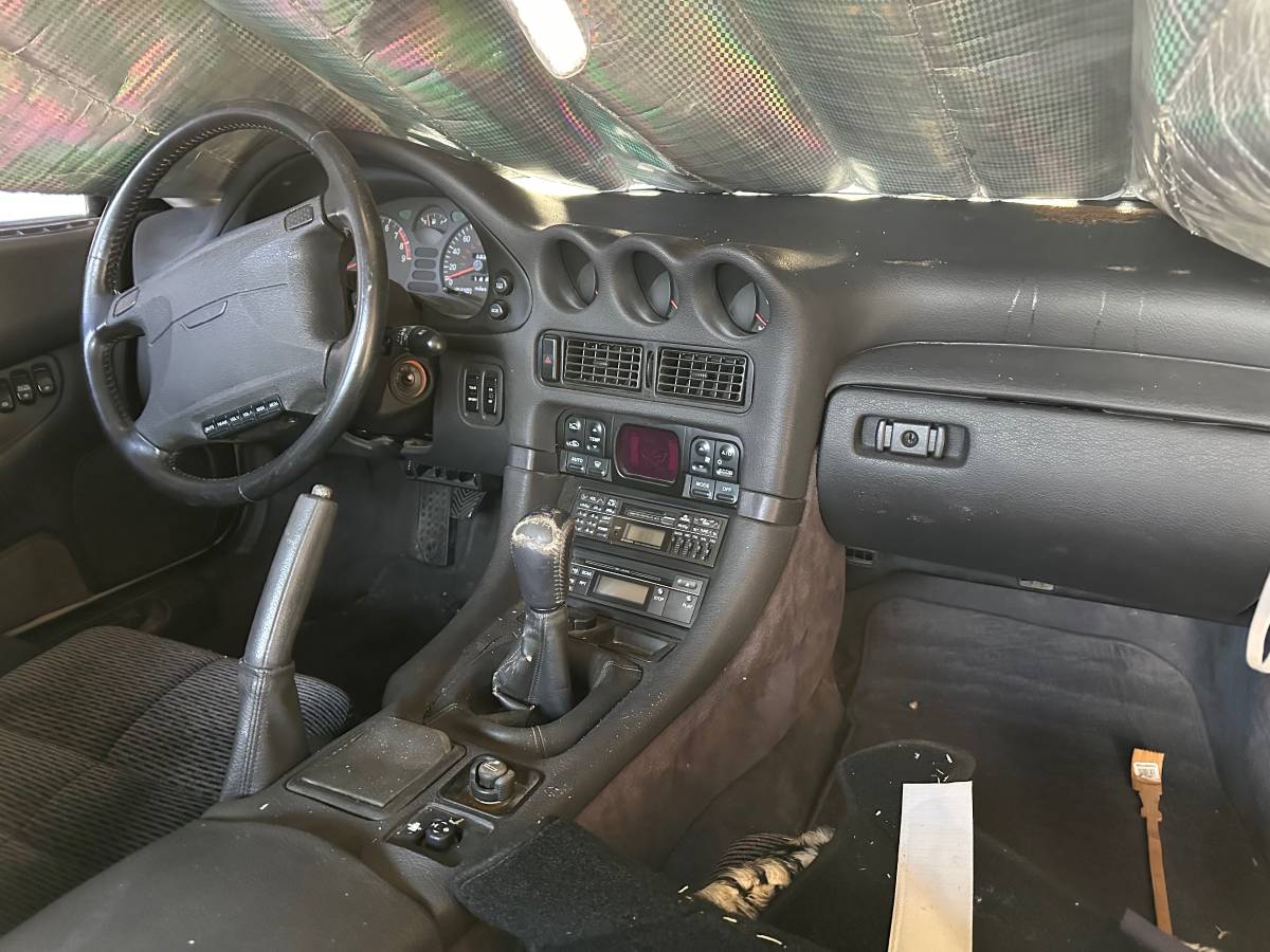 Dodge-stealth-rt-twin-turbo-awd-1991-white-7