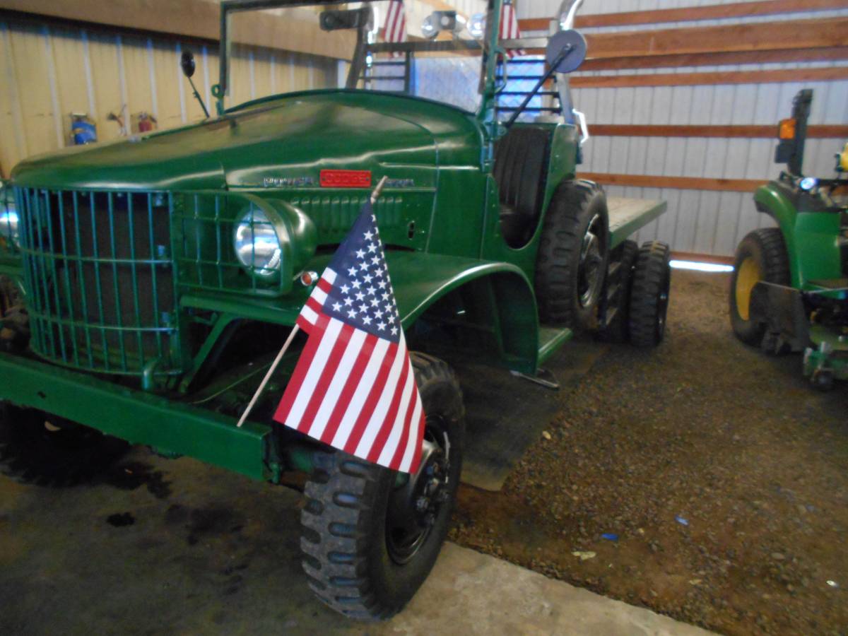 Dodge-truck-1941-4