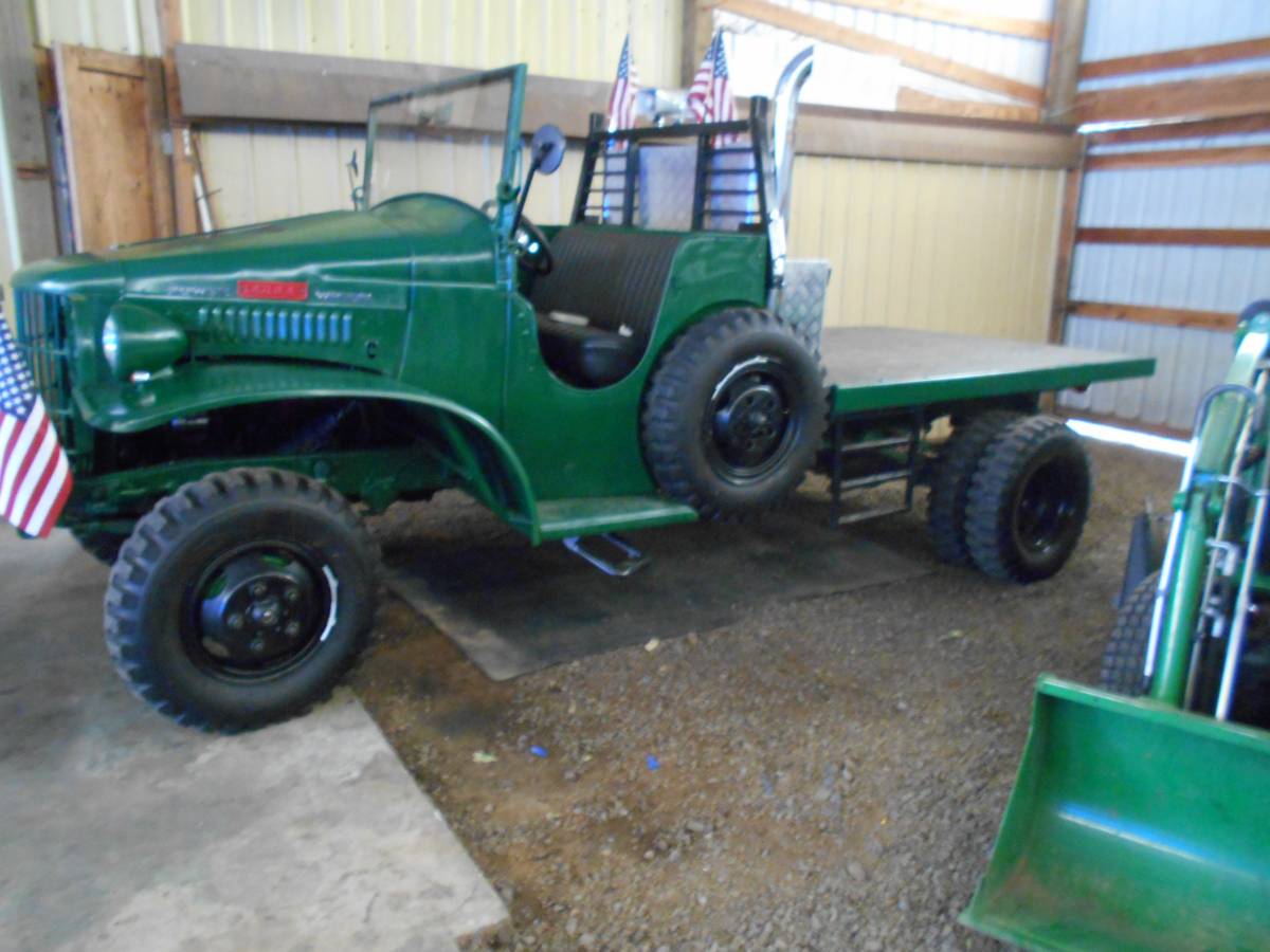 Dodge-truck-1941-6