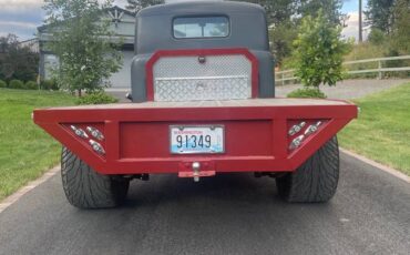 Dodge-truck-1950-2