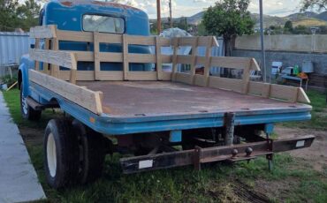 Dodge-truck-b-series-1953-blue