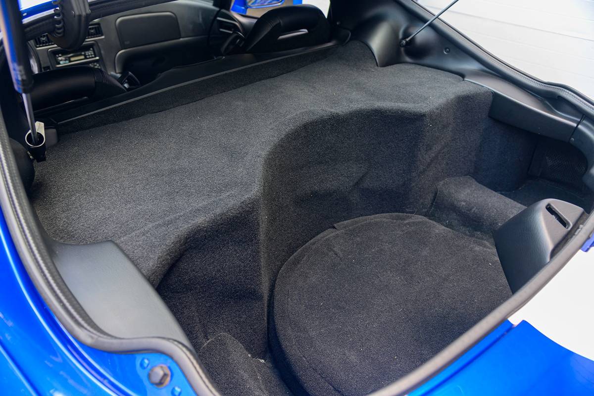 Dodge-viper-gts-1996-15