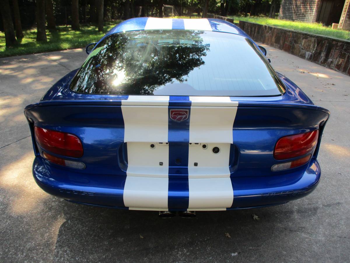 Dodge-viper-gts-1996-61