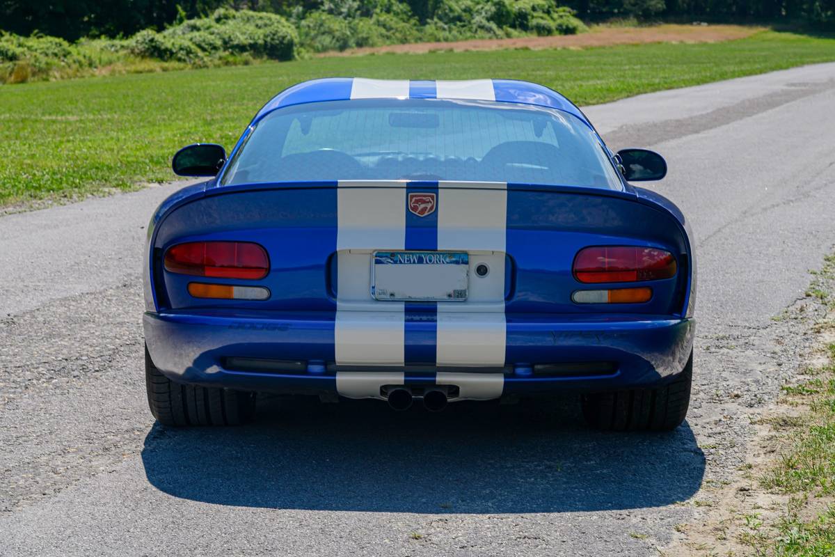Dodge-viper-gts-1996-8
