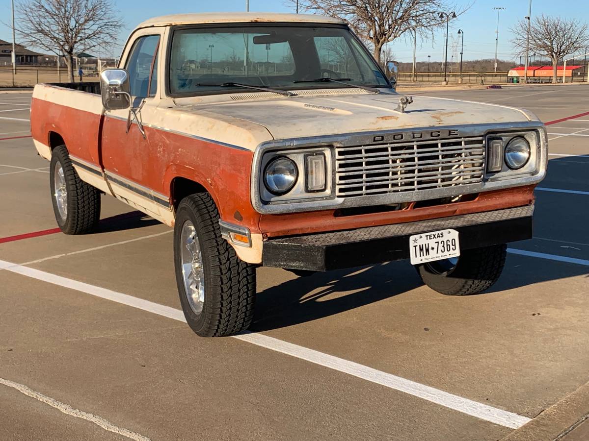 Dodge-w-150-1977-5