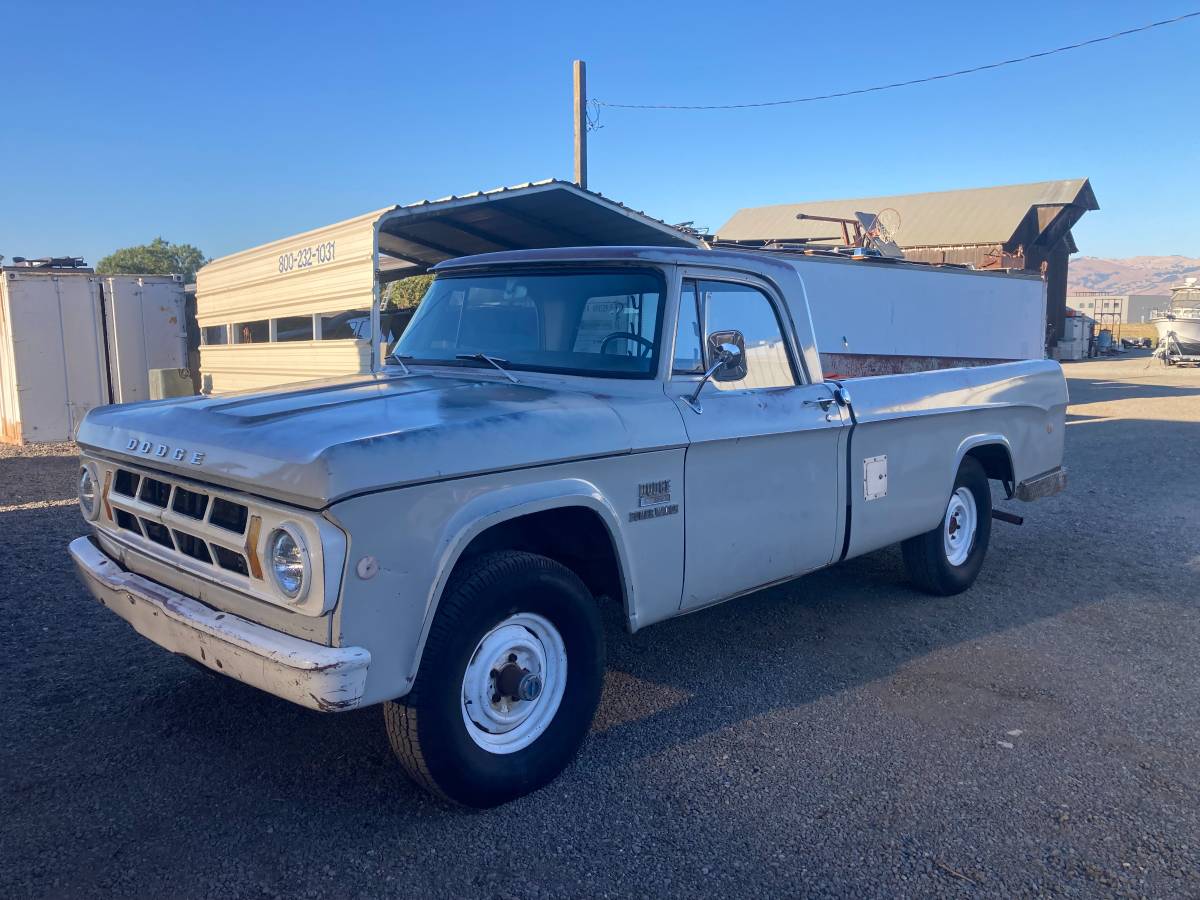Dodge-w100-1969-grey