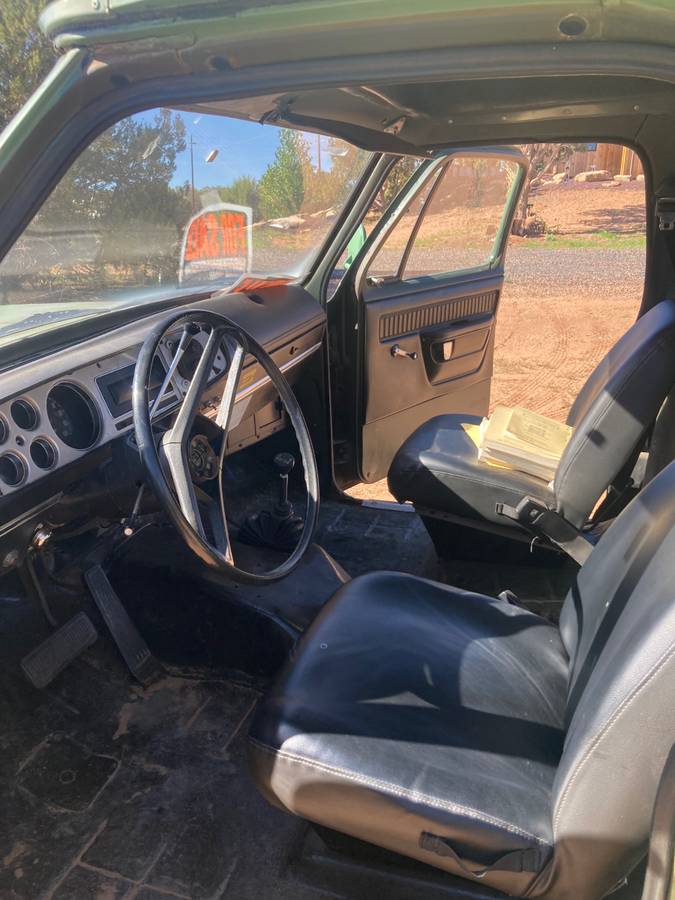 Dodge-w200-m886-ambulance-1977-custom-7