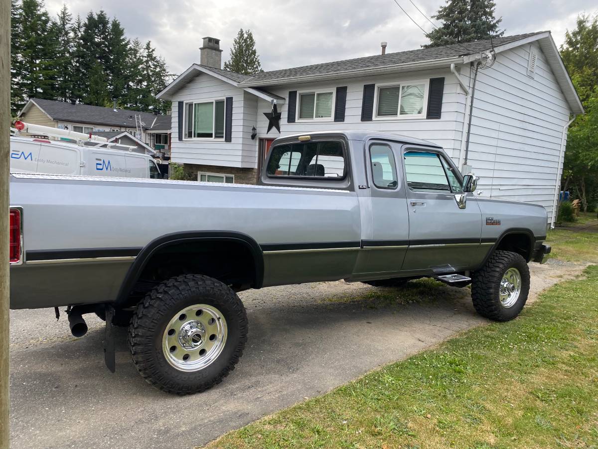 Dodge-w250-diesel-1993
