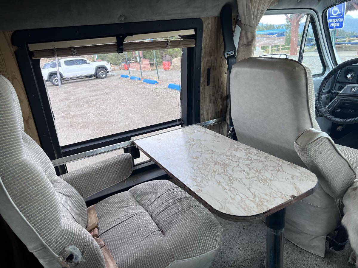 Dodge-xplorer-rv-camper-van-1987-11