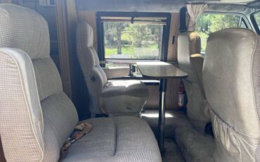 Dodge-xplorer-rv-camper-van-1987-13