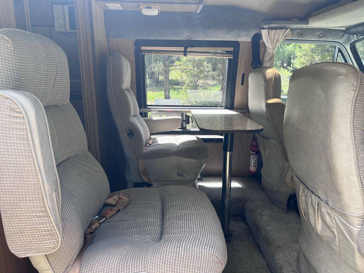Dodge-xplorer-rv-camper-van-1987-13