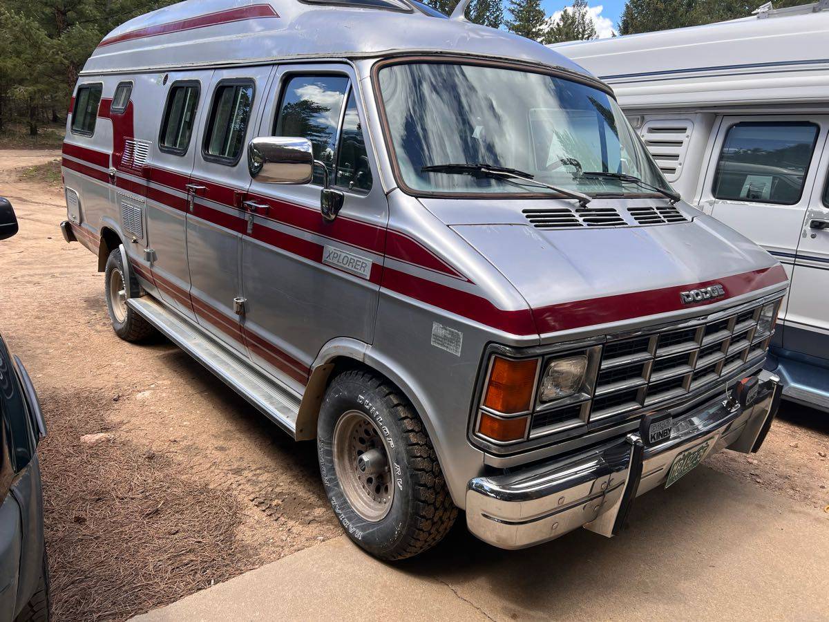 Dodge-xplorer-rv-camper-van-1987-2