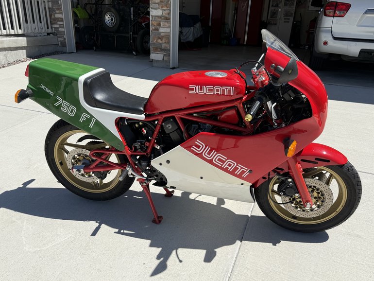 Ducati-750-f1-1986-Red-Red