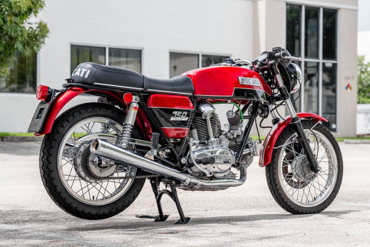 Ducati-750GT-1972-Motorcycles-Scooters-4