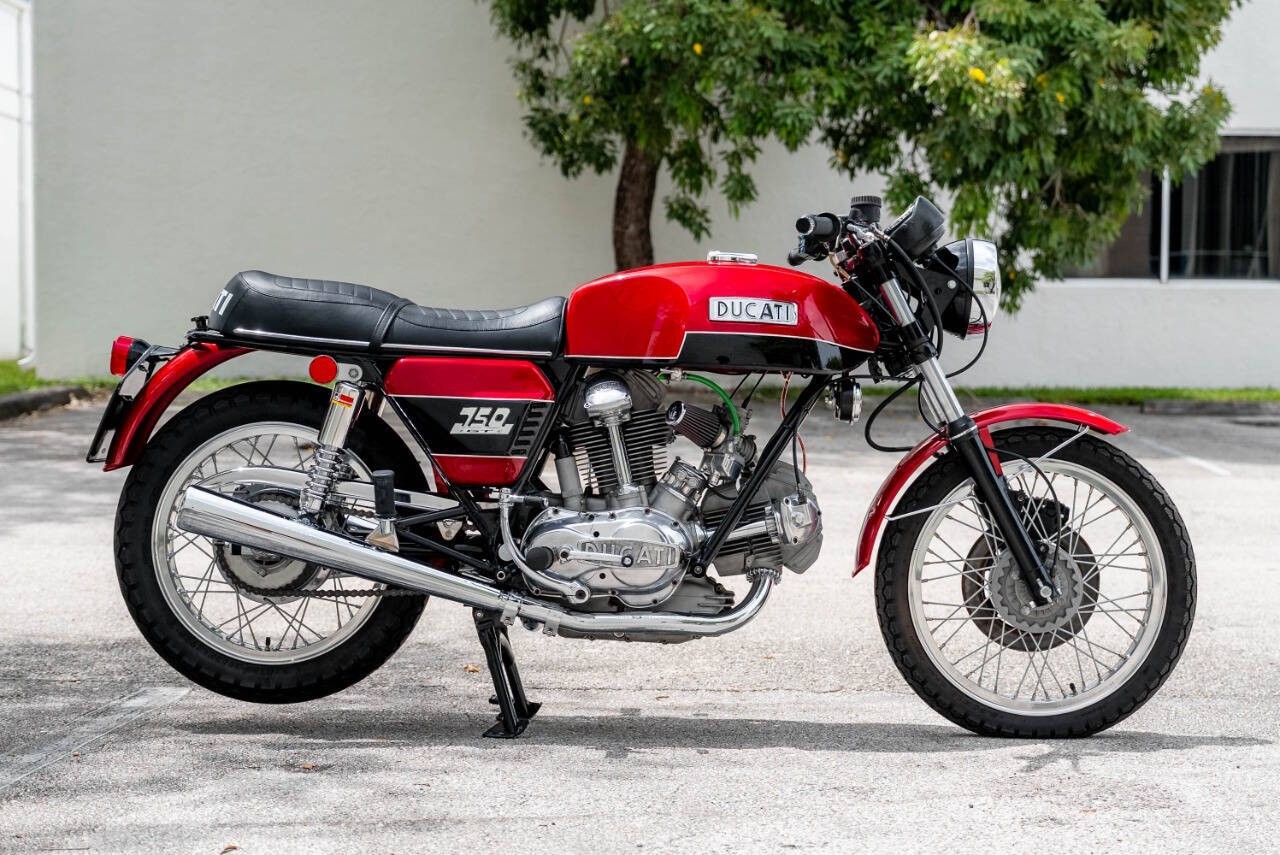 Ducati-750GT-1972-Motorcycles-Scooters-5