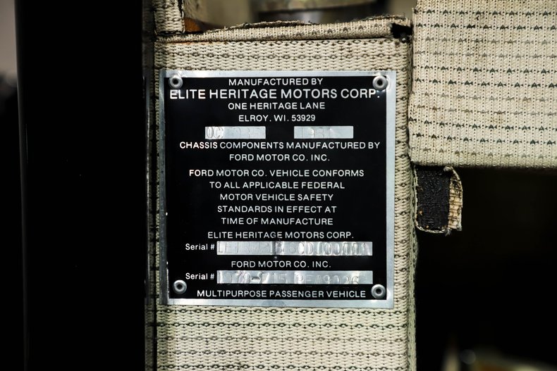 Duesenberg-Ii-1982-Black-Dark-Red-21