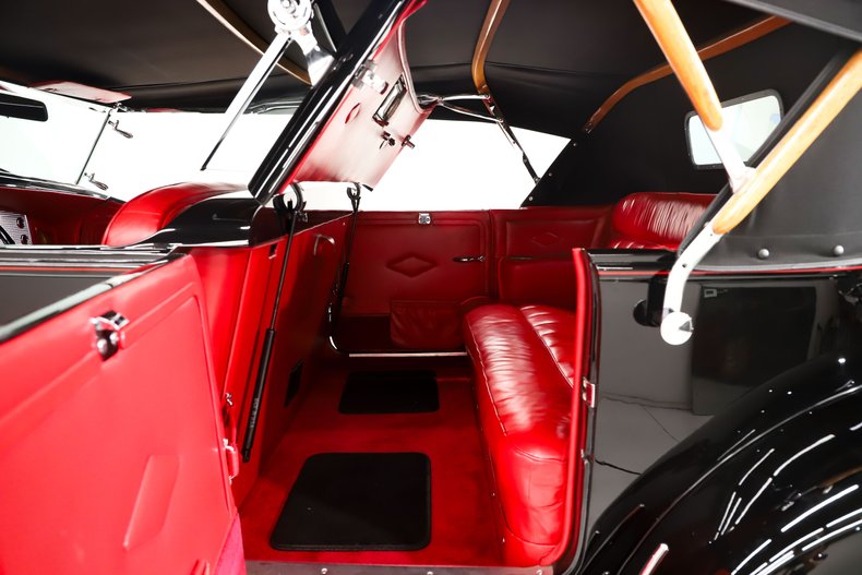 Duesenberg-Ii-1982-Black-Dark-Red-40