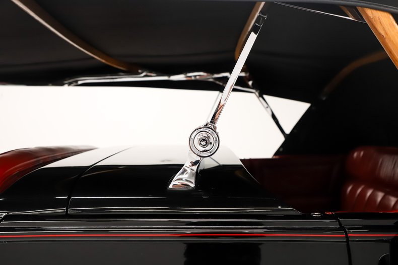 Duesenberg-Ii-1982-Black-Dark-Red-42