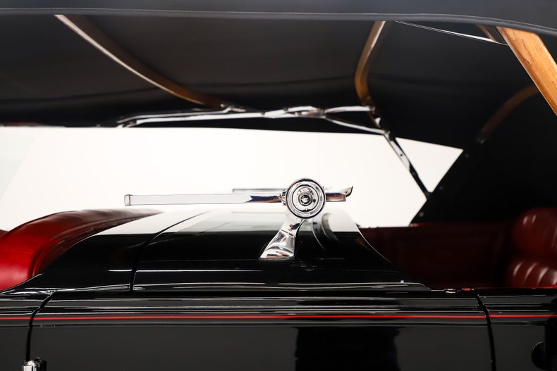 Duesenberg-Ii-1982-Black-Dark-Red-43