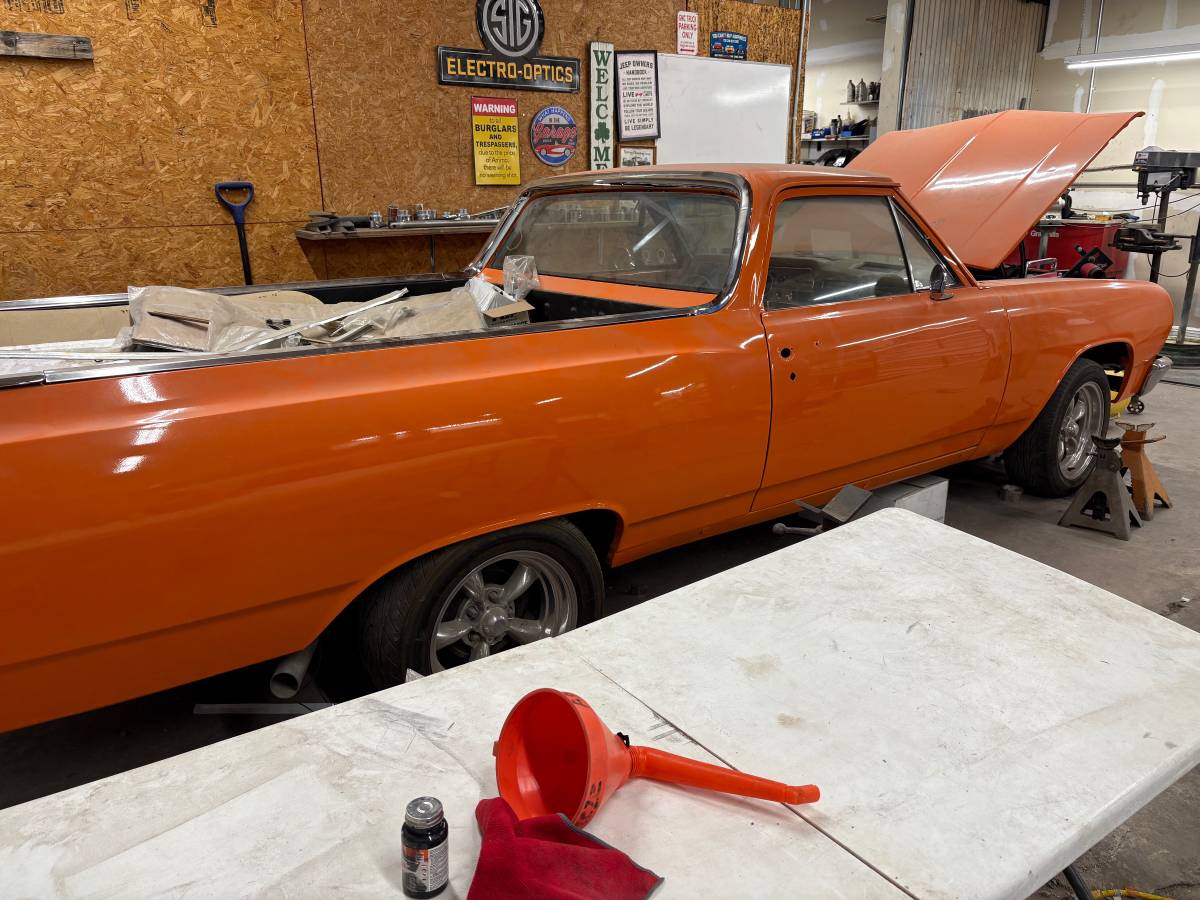 El-camino-1965-orange-3