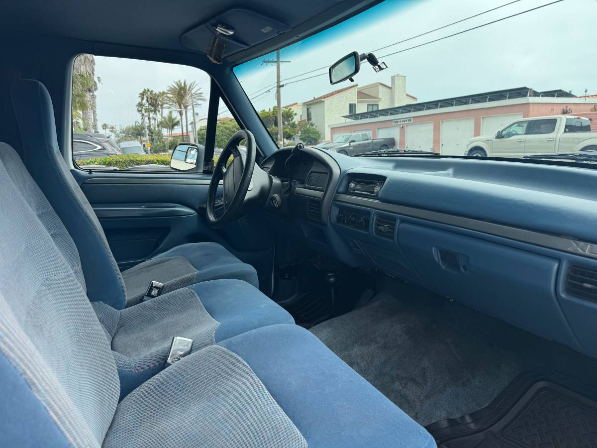 F-150-flareside-1995-white-17