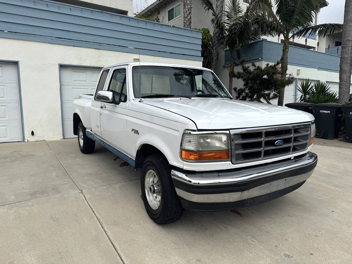 F-150-flareside-1995-white-2