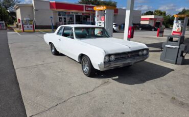 F85-cutlass-1964-4