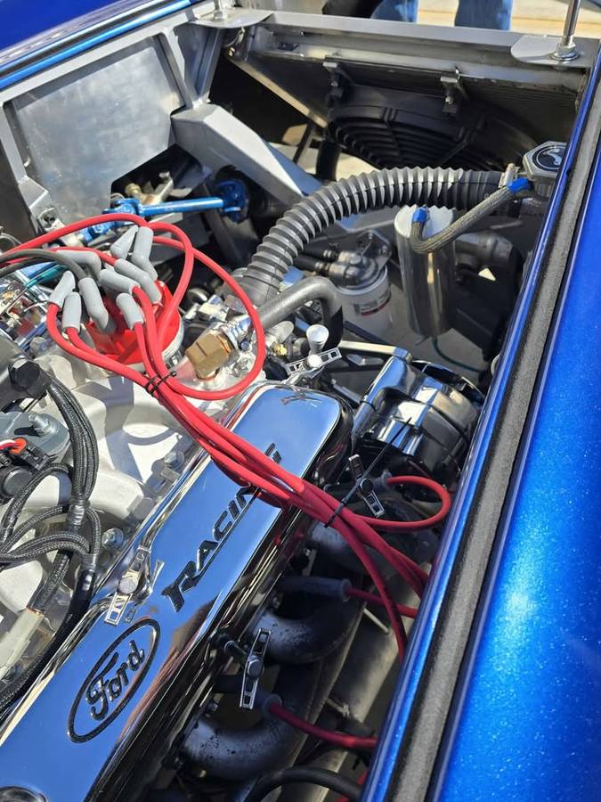 Factory-five-ac-cobra-1965-blue-10