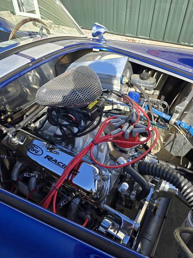Factory-five-ac-cobra-1965-blue-9