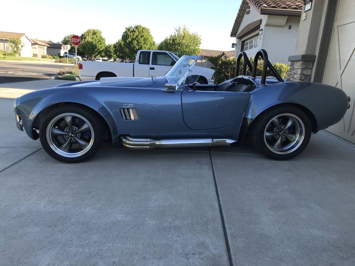 Factory-five-mk3-cobra-1965-blue-10