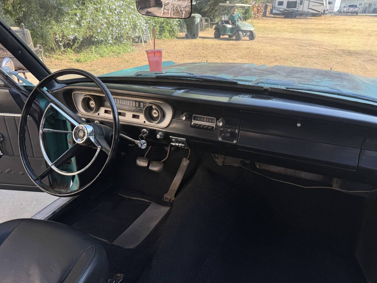 Falcon-sedan-delivery-1964-green-3
