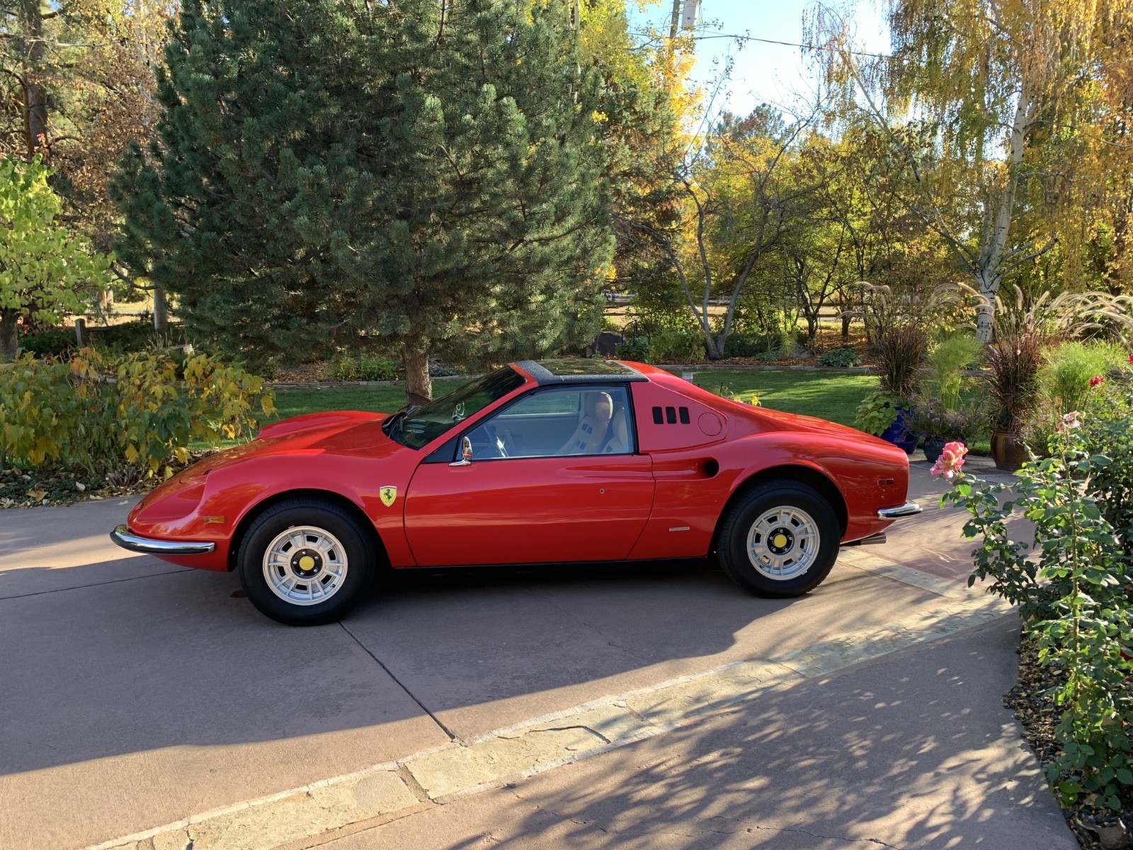 Ferrari 246 GTS Dino replica 1973 Coupe