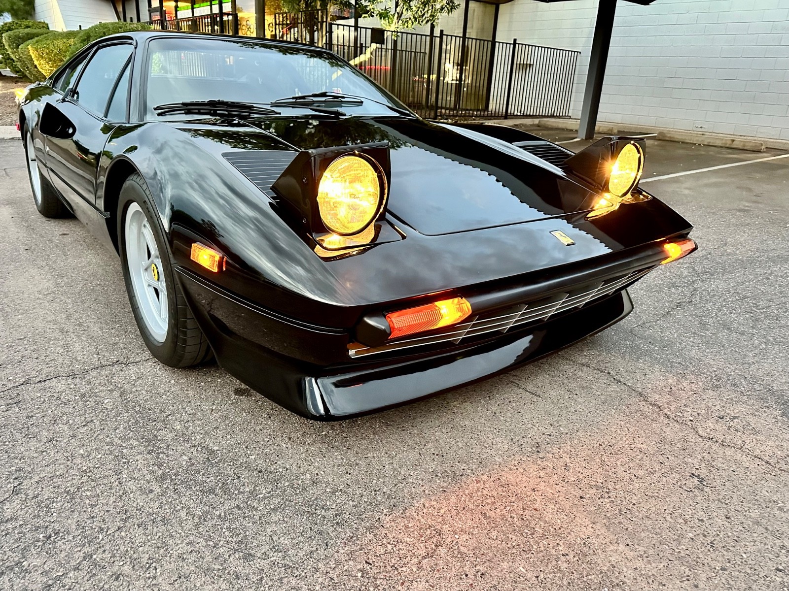Ferrari-308-1980-Coupe-1