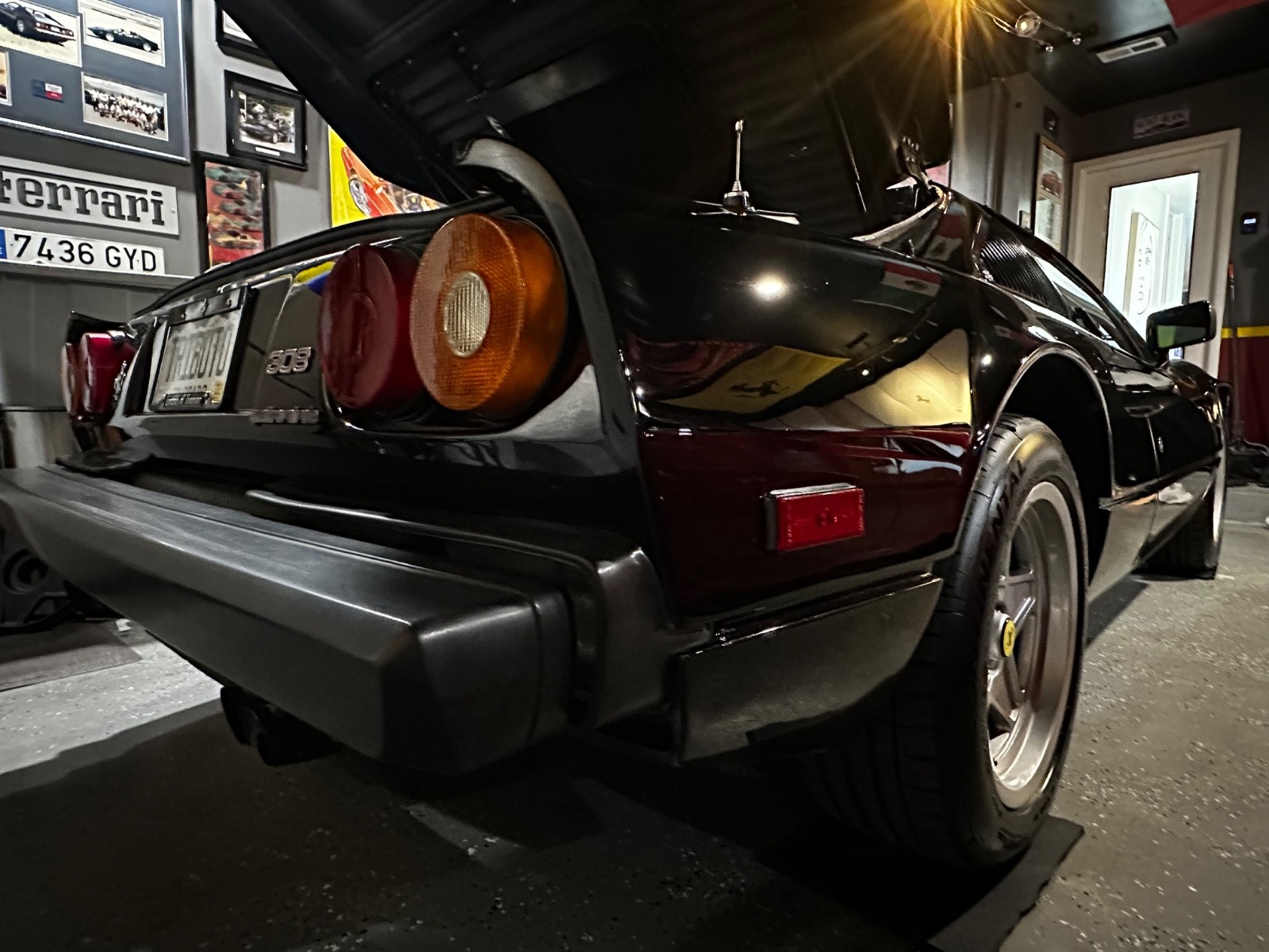 Ferrari-308-1985-Convertible-18