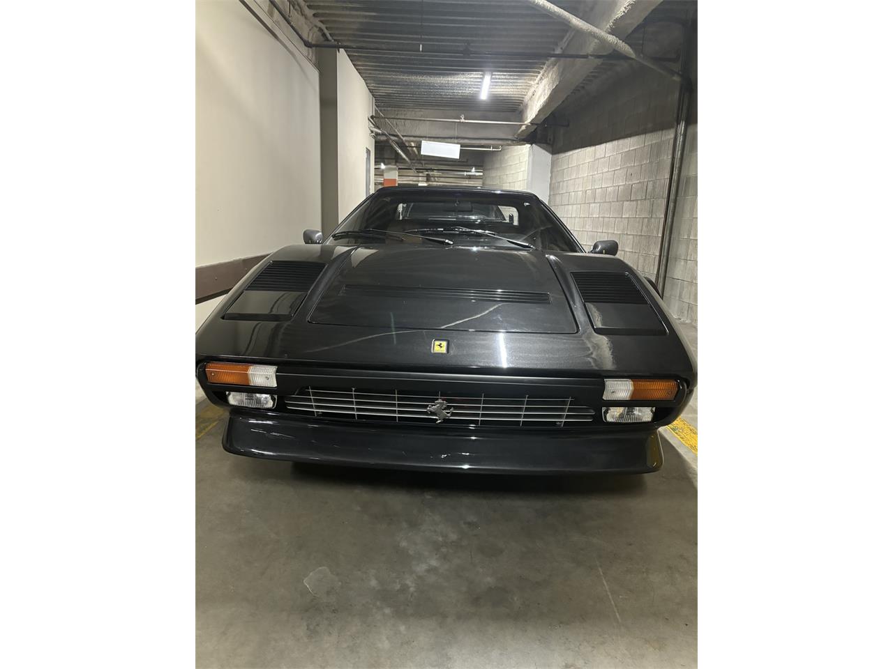 Ferrari-308-gts-1984-Black-Tan-4