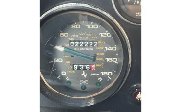Ferrari-308-gts-1984-Black-Tan-6