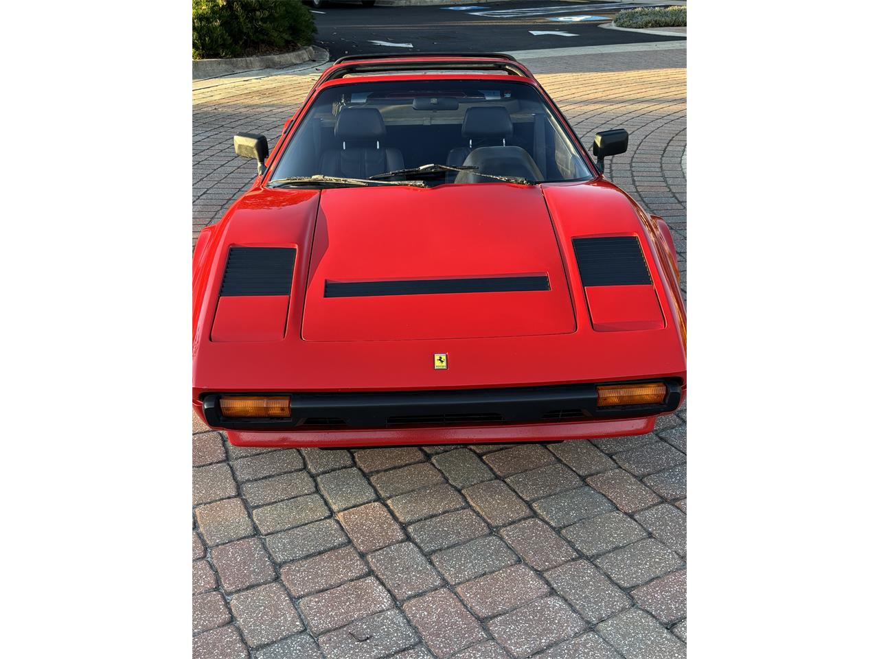 Ferrari-308-gts-1984-Red-Black-8