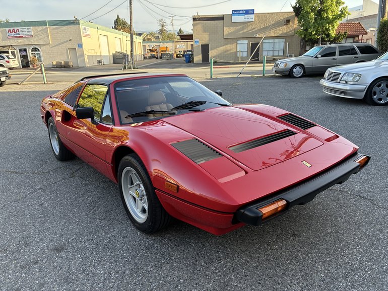 Ferrari-308gtb-qv-1985-Red-Tan