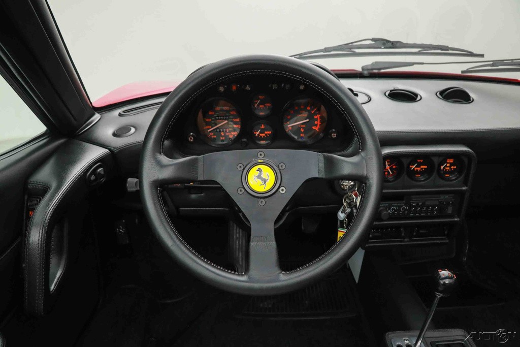 Ferrari-328-1989-5