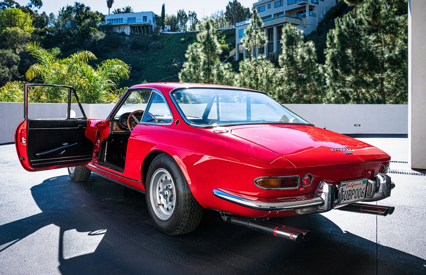 Ferrari-330gtc-1967-Rosso-Corsa-Black-12