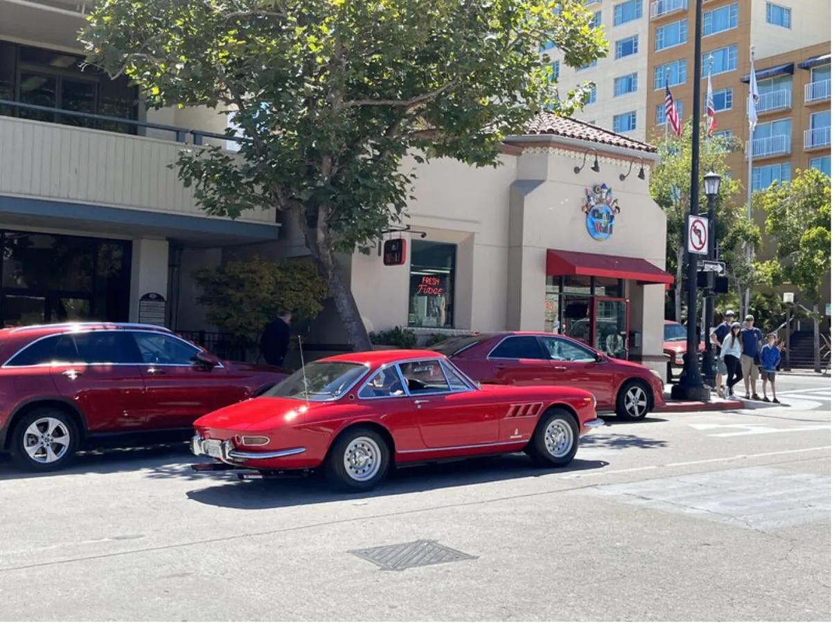 Ferrari-330gtc-1967-Rosso-Corsa-Black-4