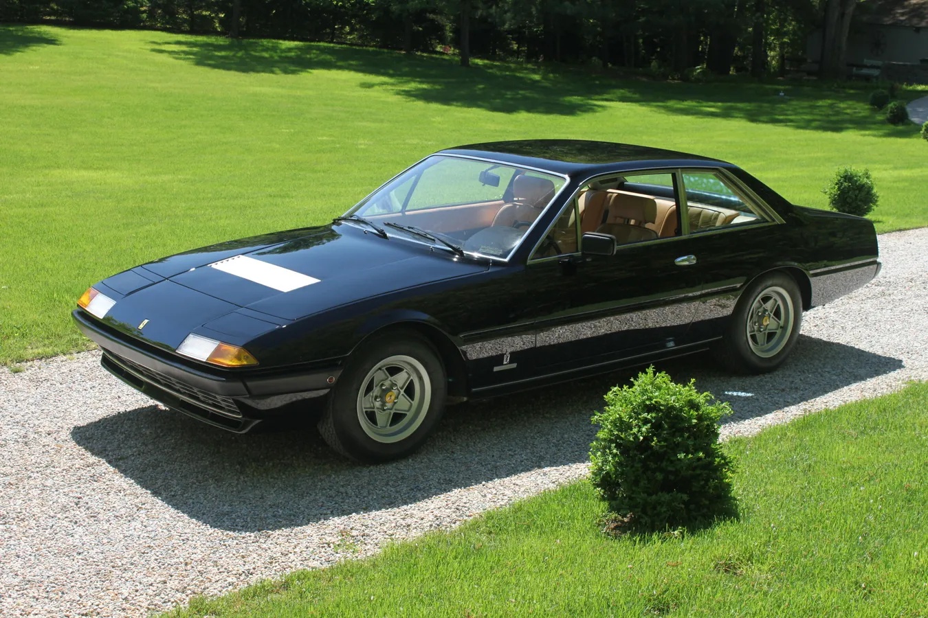 Ferrari-400gt-1977-17
